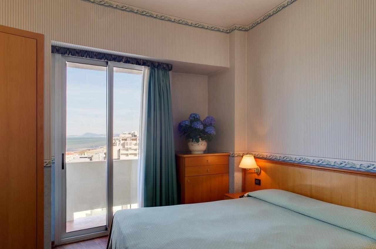 Hotel Palace Senigallia Exterior photo