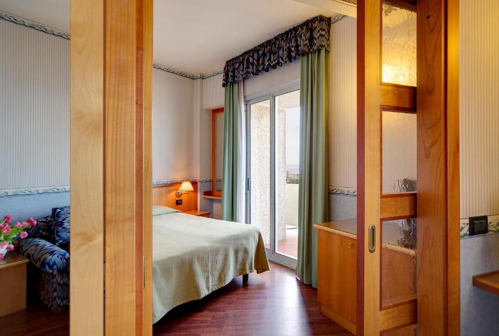 Hotel Palace Senigallia Exterior photo