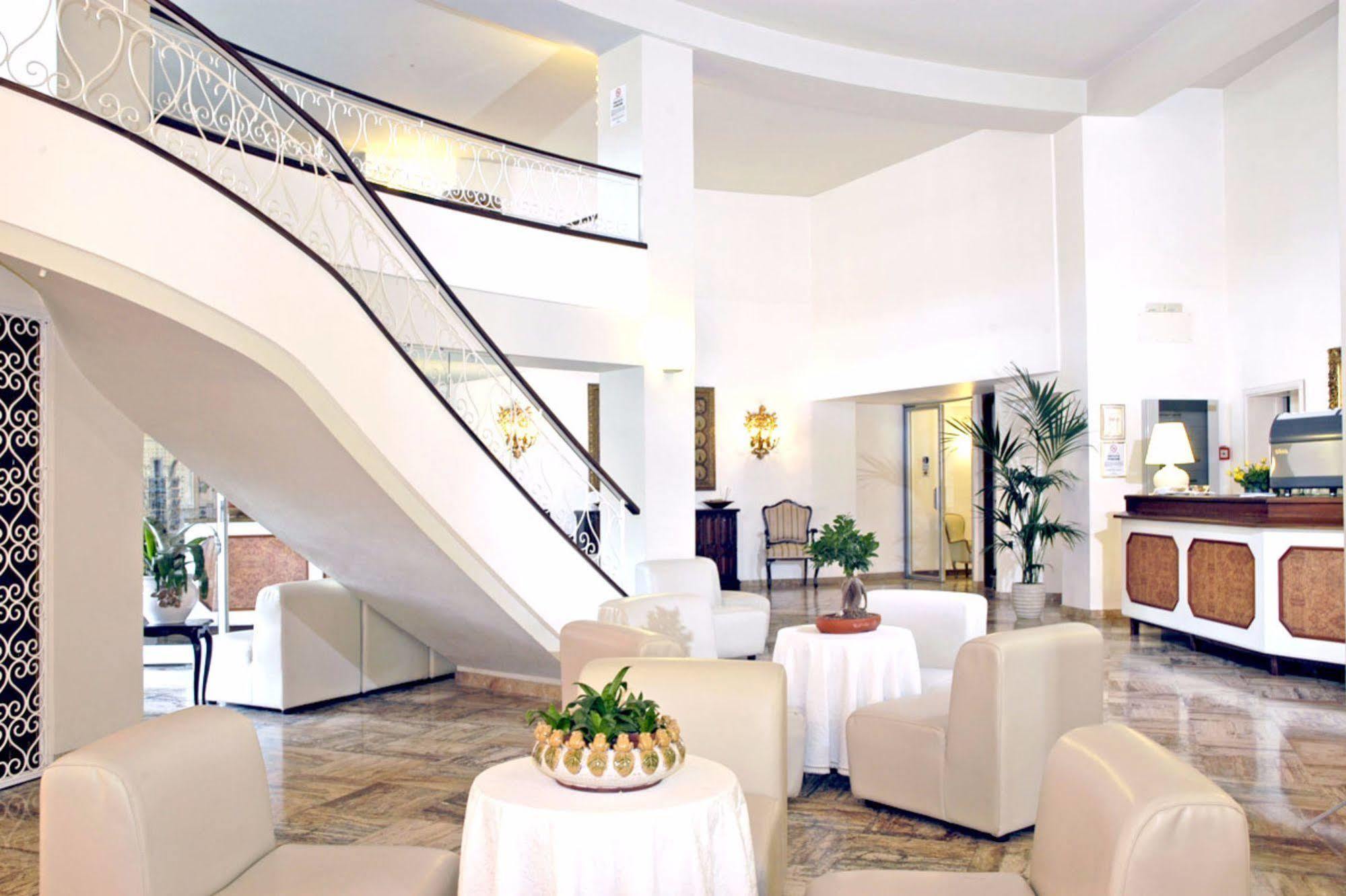 Hotel Palace Senigallia Exterior photo